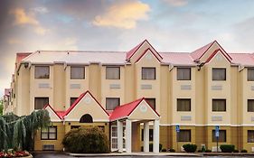 Microtel Knoxville Tn